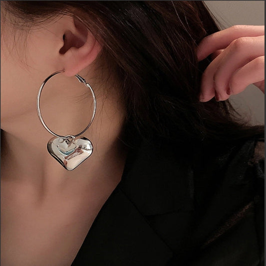 Chic Heart Hoops